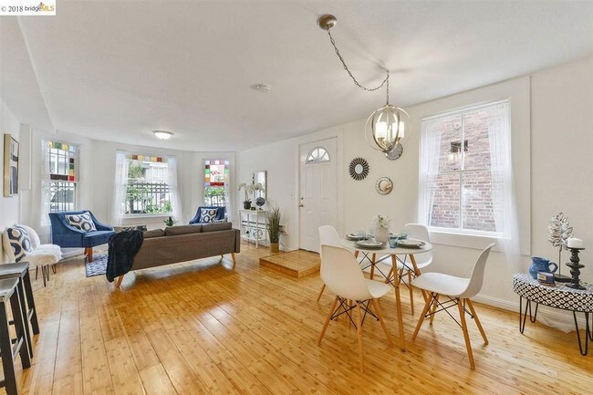 Open Living Space - 607 18th St