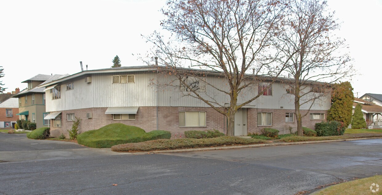 2 Hall Ave, Yakima, WA 98902 Apartments in Yakima, WA