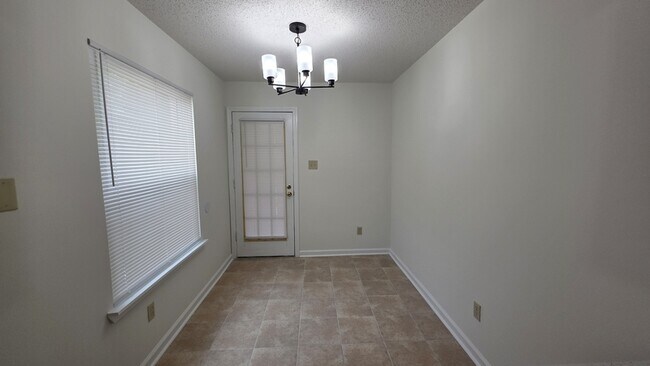 Foto del edificio - 1536 Beaver Trail Dr