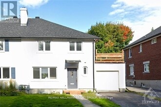 Building Photo - 205 Ave Blackburn