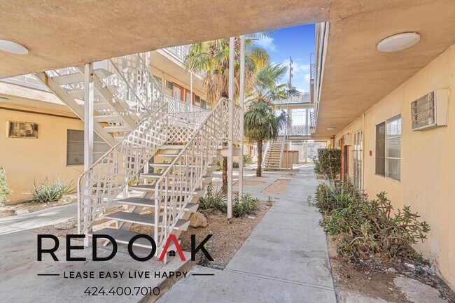 Building Photo - 15525 Nordhoff St