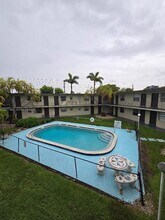 Building Photo - 3901 SW 112th Ave