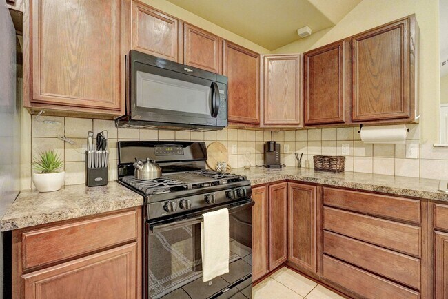 Foto del edificio - Fully Furnished in Owasso