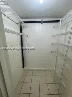 Foto del edificio - 465 S Royal Poinciana Blvd