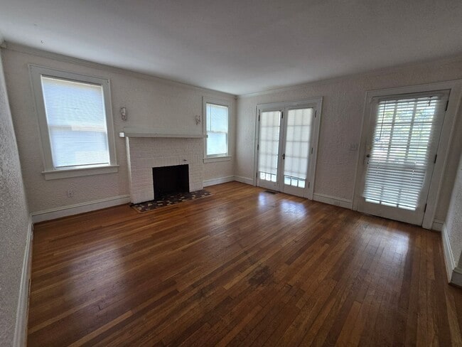 Building Photo - Oceanview 3 bedroom Cottage