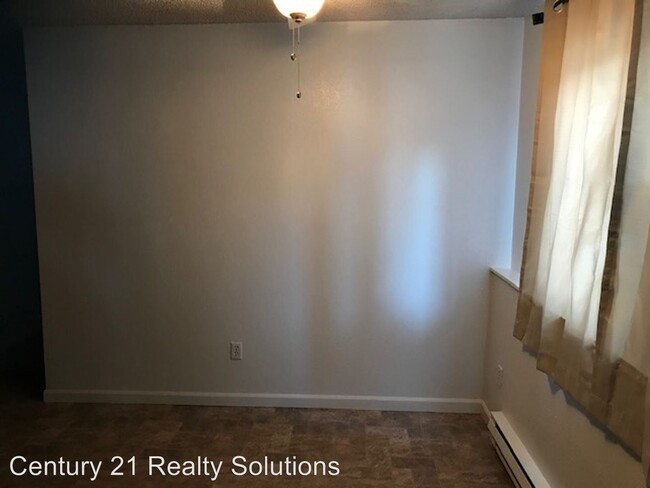 Building Photo - 8632 Boundary Ave