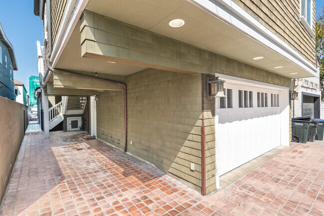 Carport parking space - 120 44th St