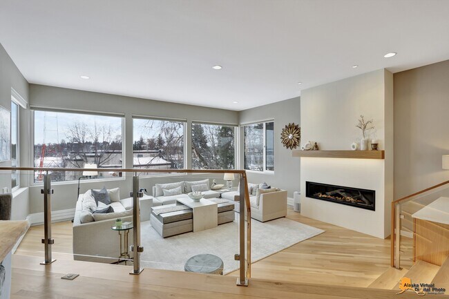 Foto del edificio - 1775 Forest Park Dr