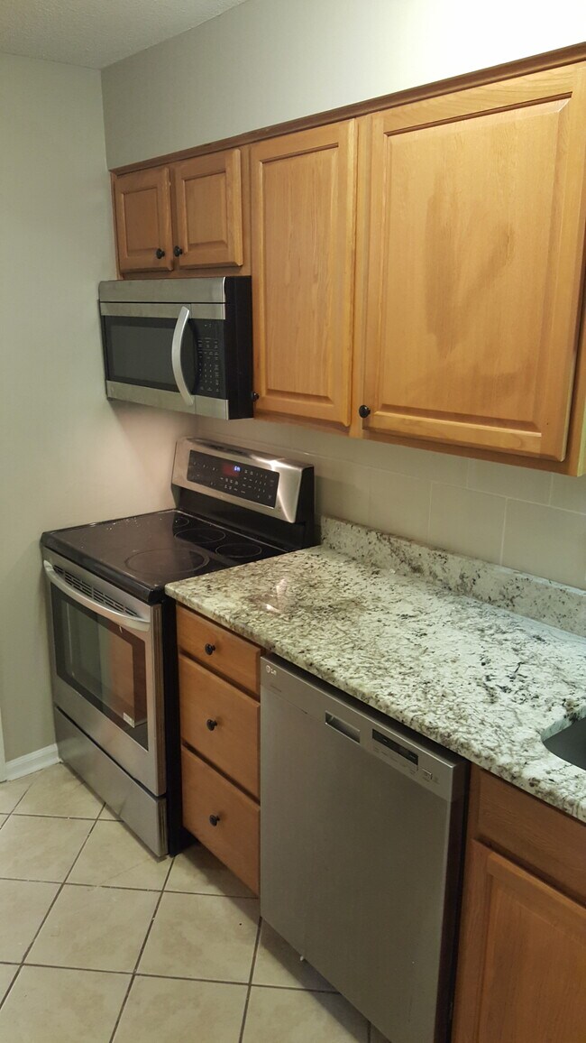 Foto del edificio - 6349 New Market Way