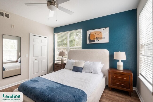 Foto del edificio - 2801 Biltmore Park Dr