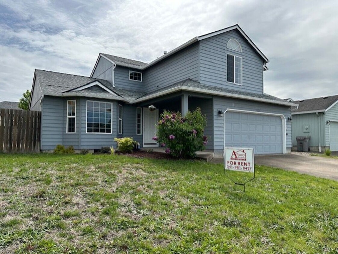 Primary Photo - Super Clean 3 Bedroom Home with RV Parking...