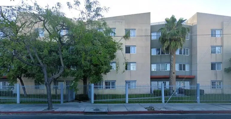 Foto del edificio - 6050 S Western Ave