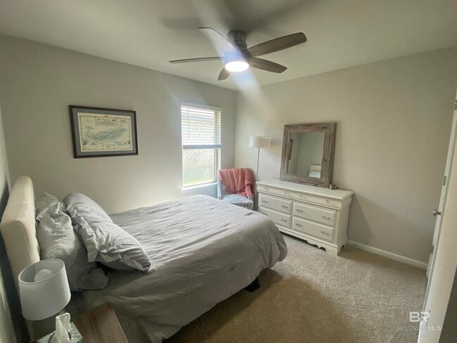 Foto del edificio - 26161 Gilmore Way