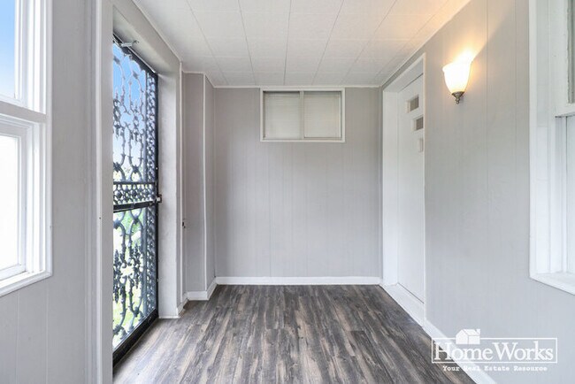 Building Photo - 1110 Chalfant St