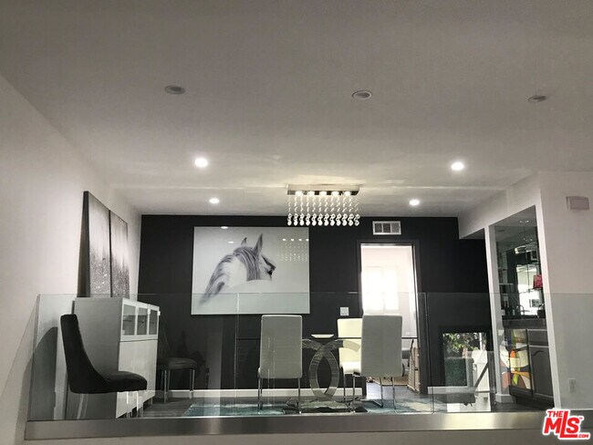 Foto del edificio - 18210 Oxnard St