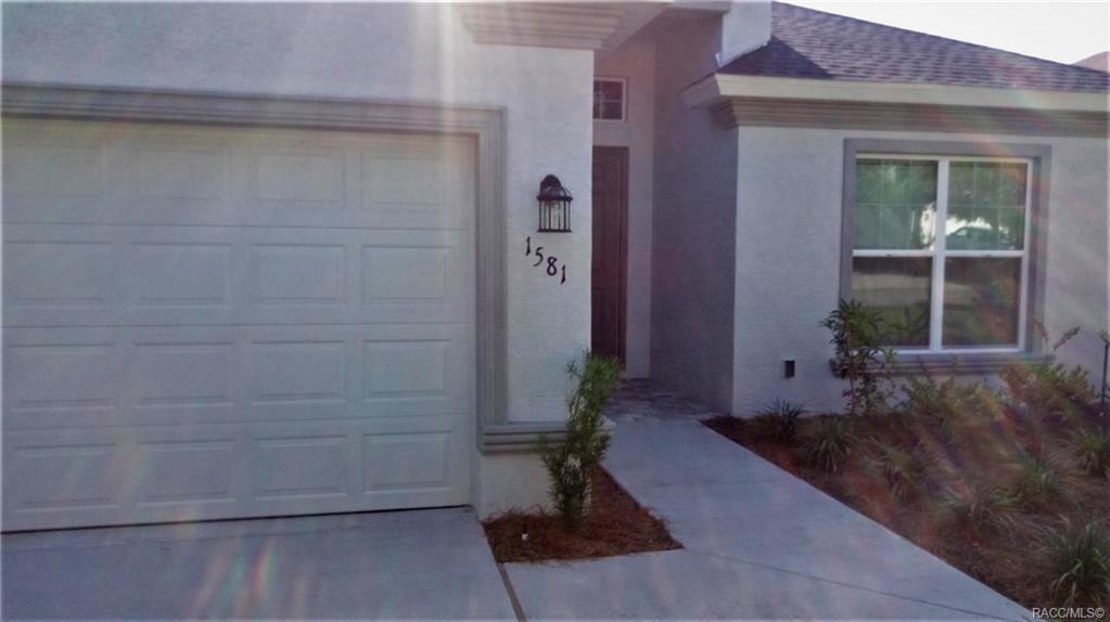 1581 W Caroline Path, Lecanto, FL 34461 House for Rent in Lecanto, FL