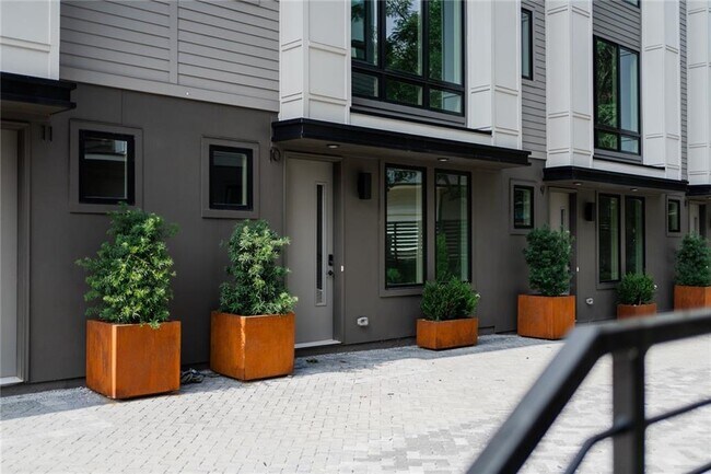 Foto del edificio - 1160 Ormewood Ave SE