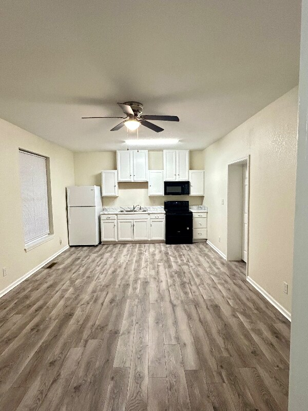 Foto del edificio - 404 E 18th St