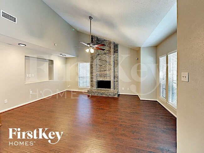 Building Photo - 75 N Pathfinders Cir