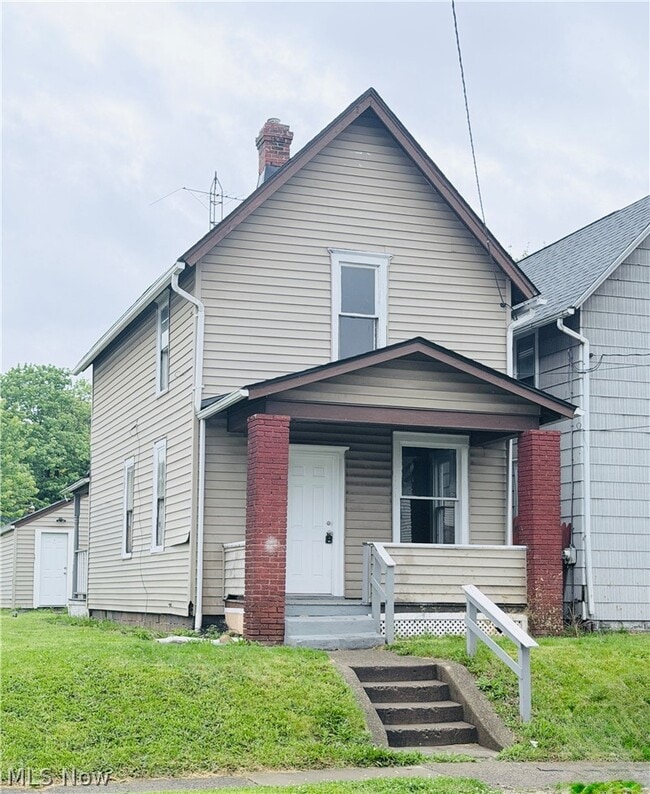 Building Photo - 1511 Stark Ave SW