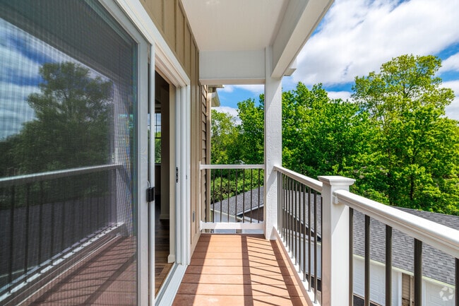1BR, 1BA - 960SF - Balcony - Treeline Apartments