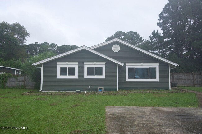 Foto del edificio - 200 N Willow Ln