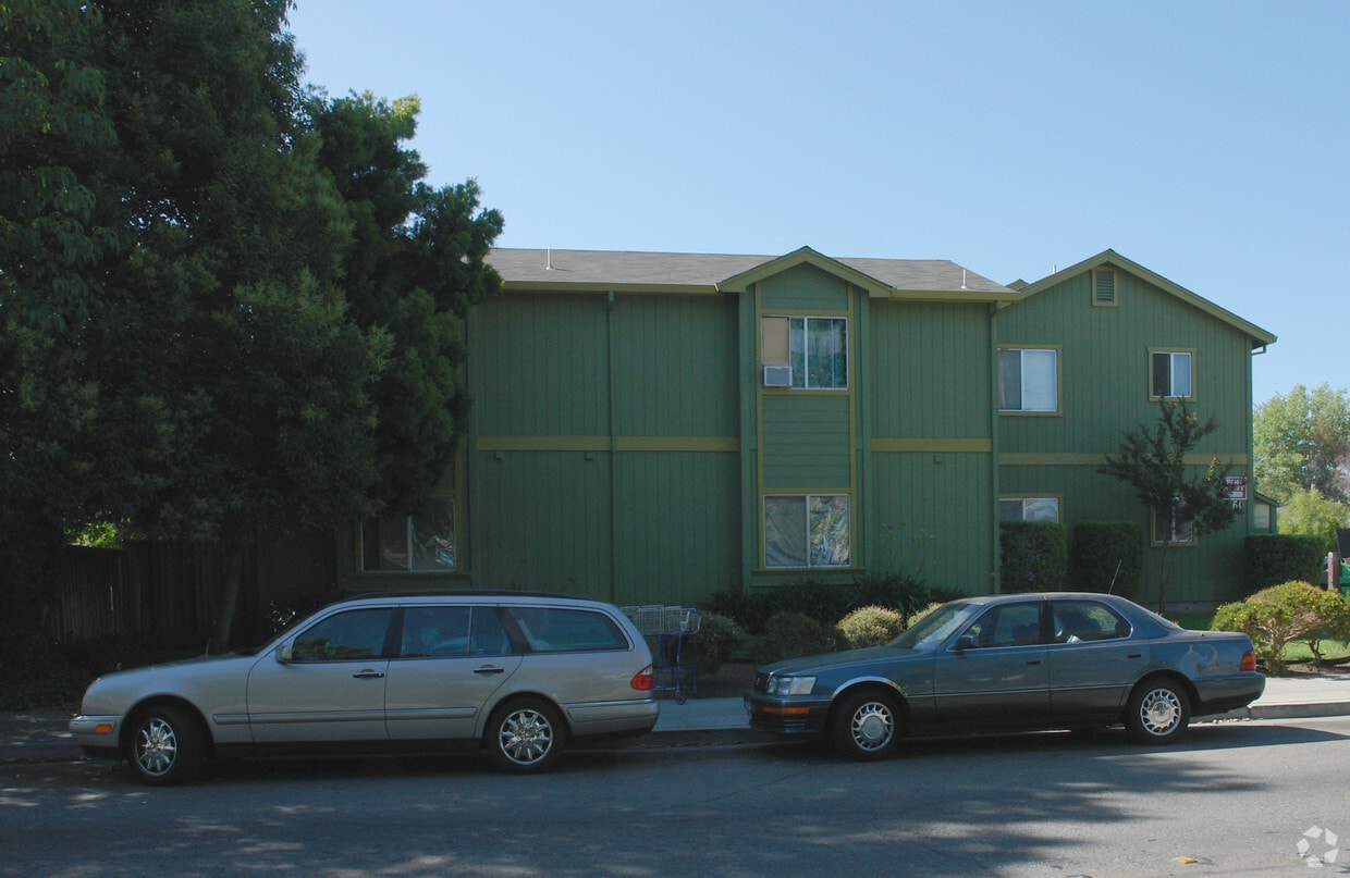 Building Photo - 64 Rancho Dr