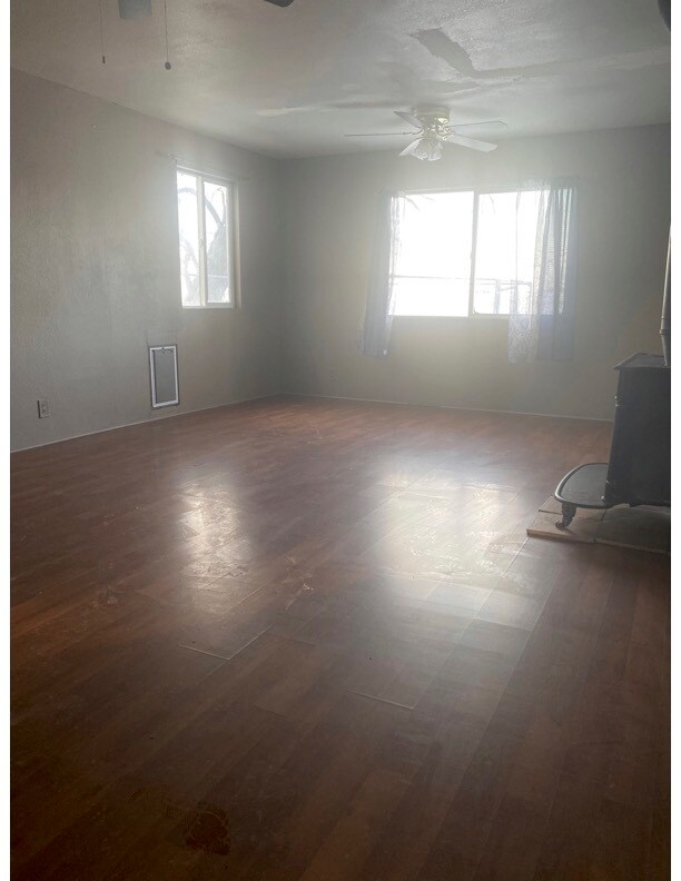 727 Vaughn South Frontage Rd Great Falls, MT 59404 Alquileres en