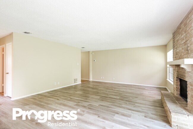 Building Photo - 602 Michelle Dr