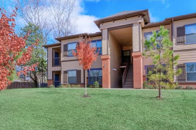Building Photo - Madison Oaks Apartments