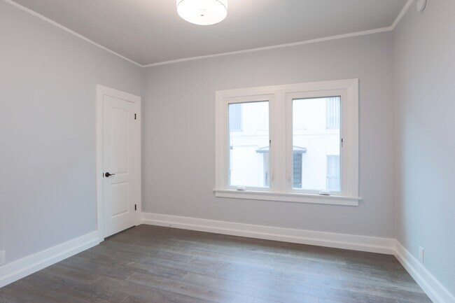 Bedroom - 5130 Franklin Ave