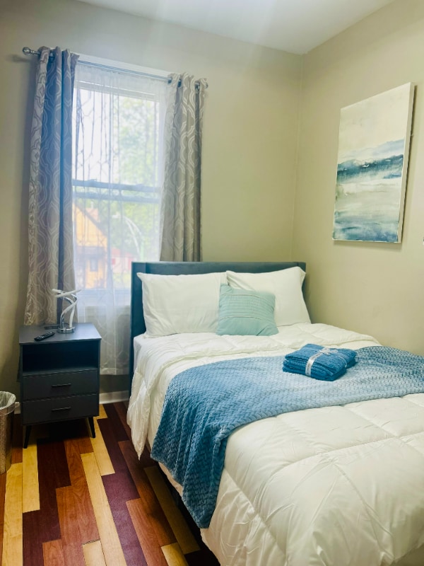 Foto del edificio - 7353 S Kenwood Ave