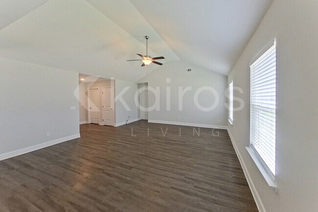 Foto del edificio - 112 Mountain Holly Rd.