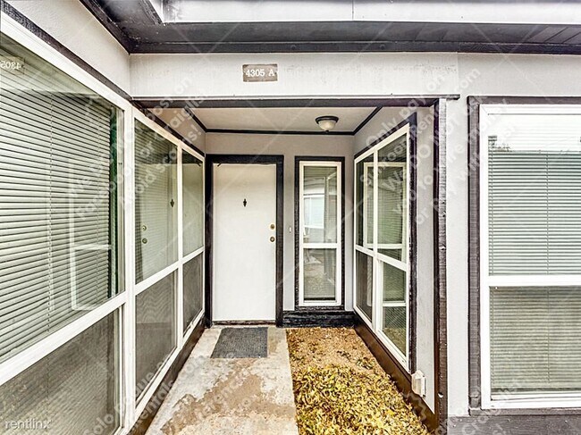 Foto del edificio - 2 br, 2 bath Duplex - 4305 Gorman Dr A A