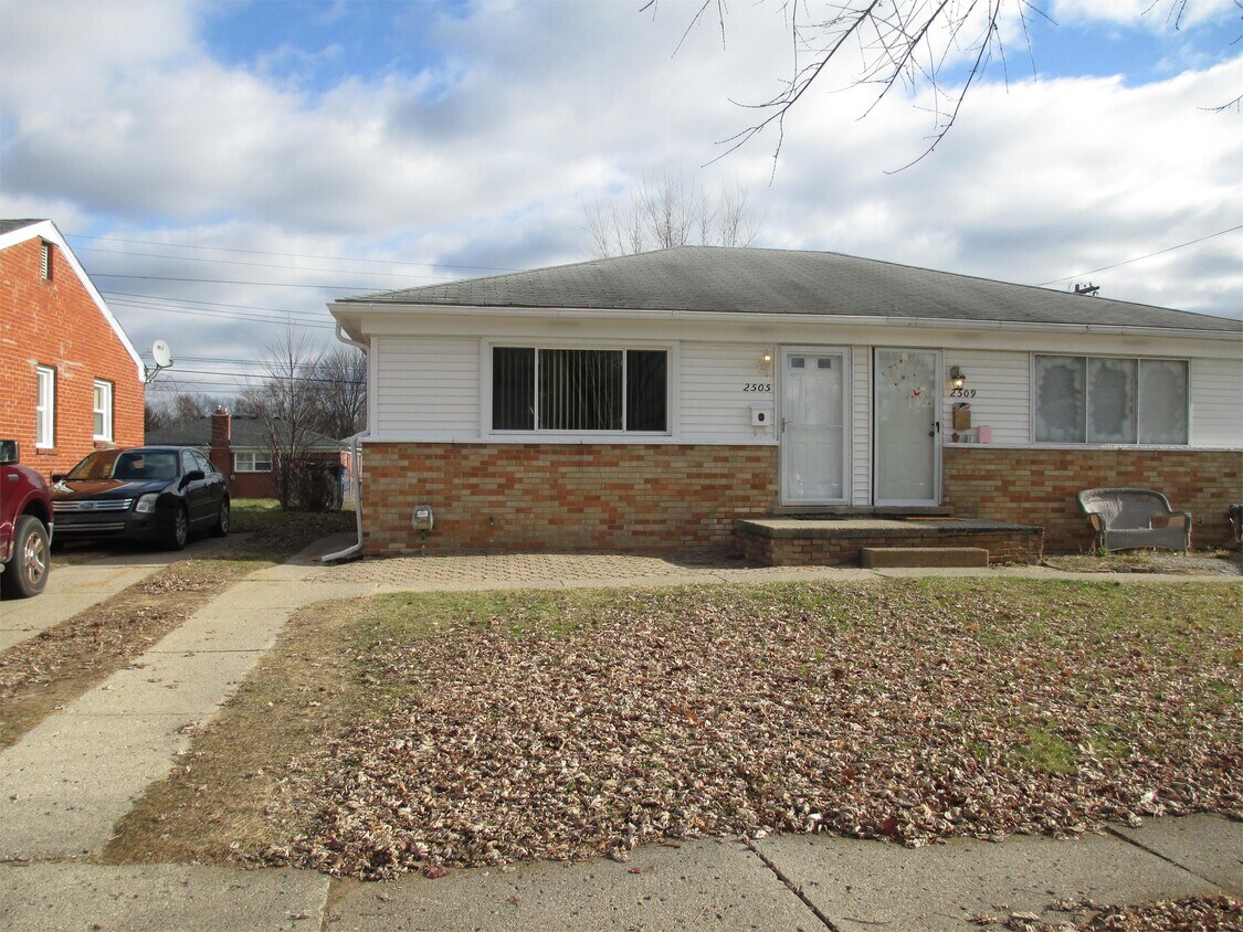 2505 Stieber Ave, Westland, MI 48186 Townhome Rentals in Westland MI