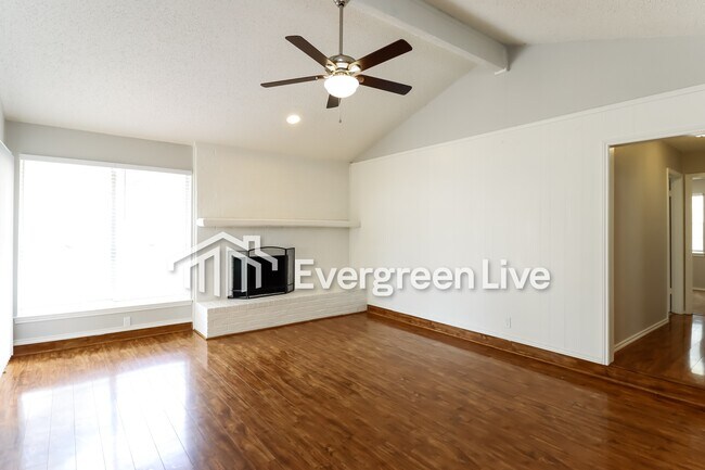 Building Photo - 4203 Blossom Trail