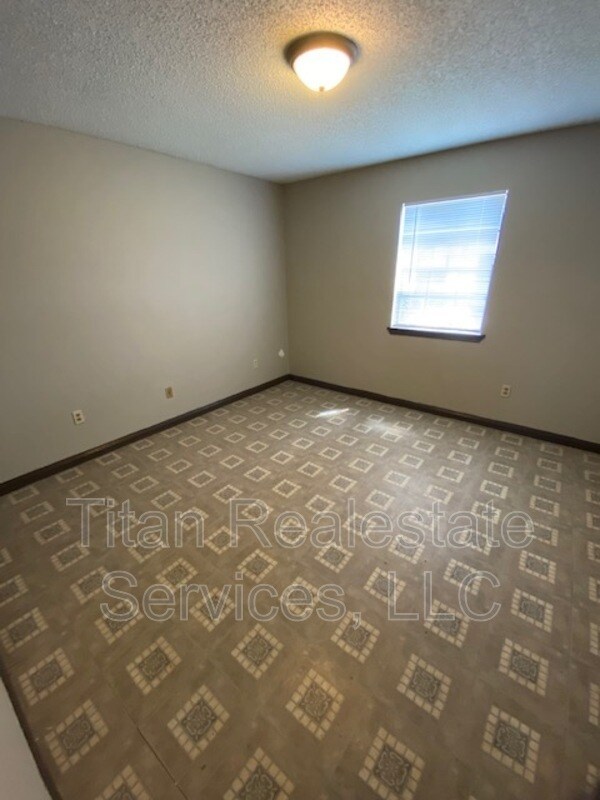 Foto del edificio - 107 Vieux Orleans Cir