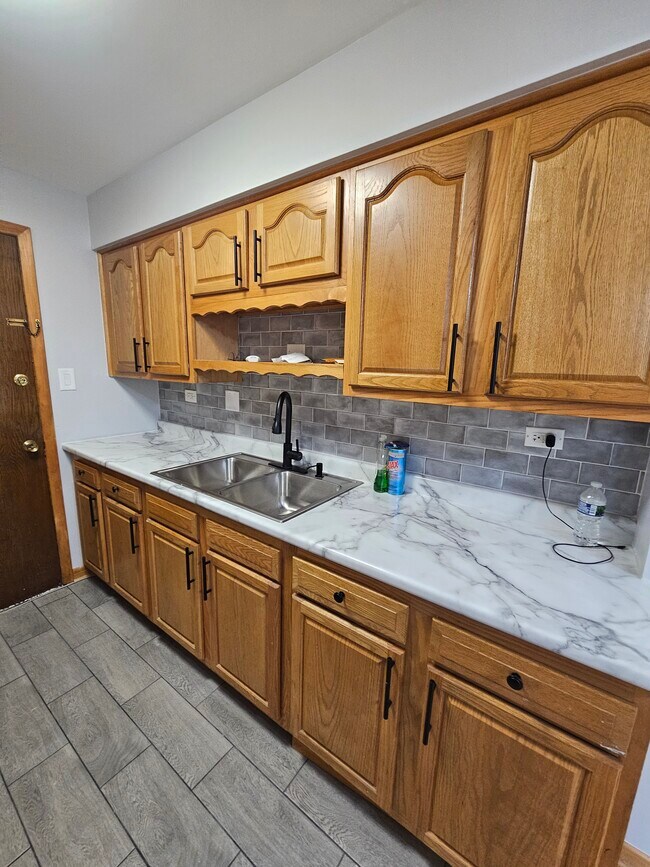 Foto del edificio - 7702 W 87th Pl