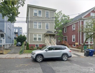 Building Photo - 208 Banks St