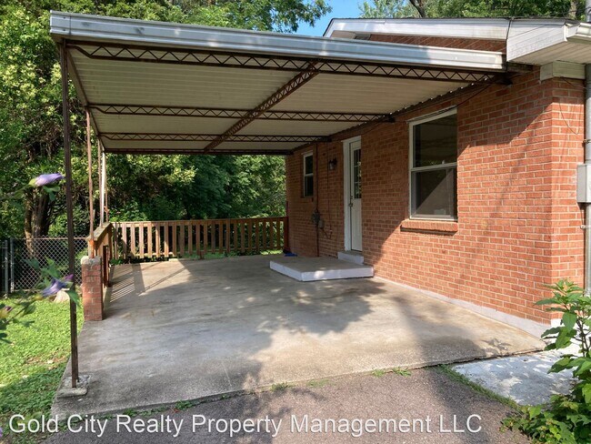 Building Photo - 3 br, 1 bath House - 454 Brookwood Drive