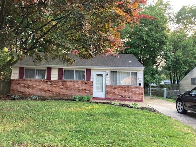 Primary Photo - 106 Mitscher Rd