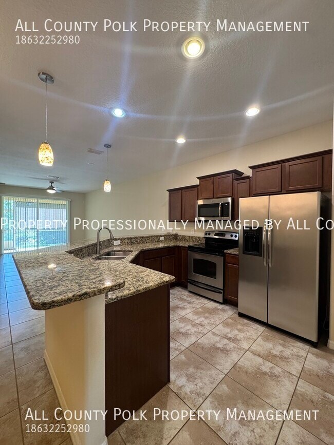Foto del edificio - 4026 Winding Vine Dr