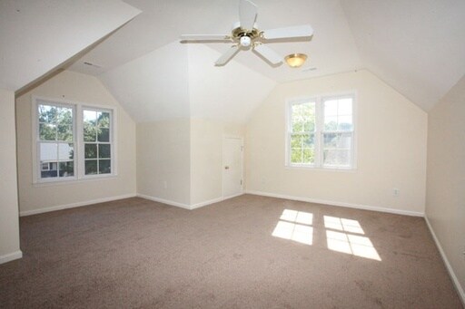 Building Photo - 17201 Cambridge Grove Dr
