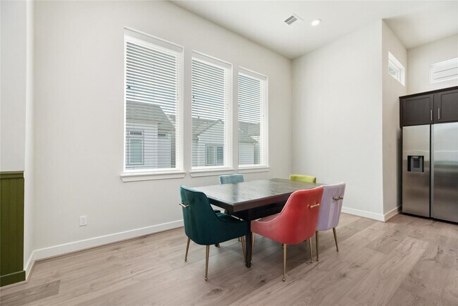 Foto del edificio - 147 Knightsbridge Park Ln