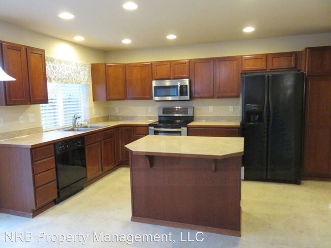 Foto del edificio - 5 br, 2.5 bath House - 1326 Hansberry Ave NE