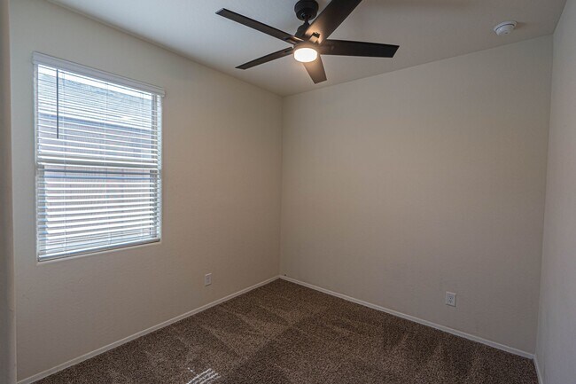 Foto del edificio - A Perfect Place to Call Home — Inside and ...