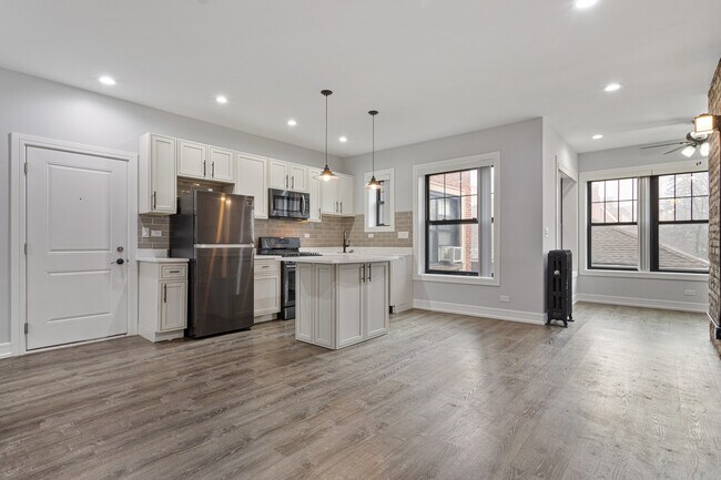 Foto del edificio - 1060 W Glenlake Ave