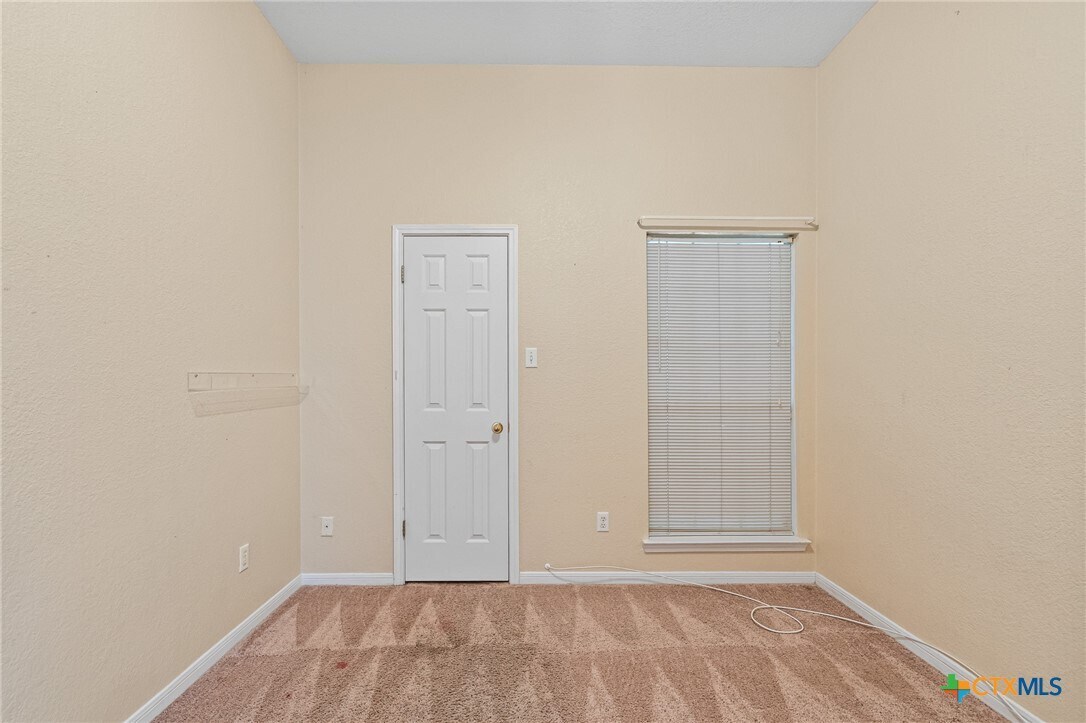 Primary Photo - 406 Gina Dr