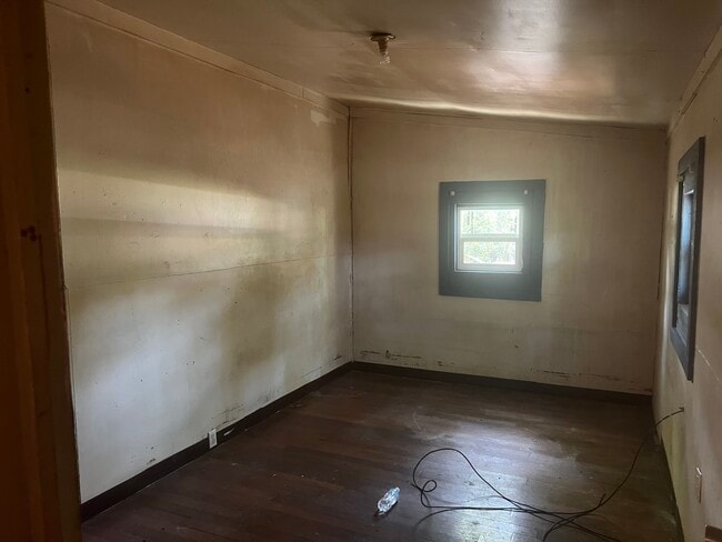 Building Photo - 717 Rice St