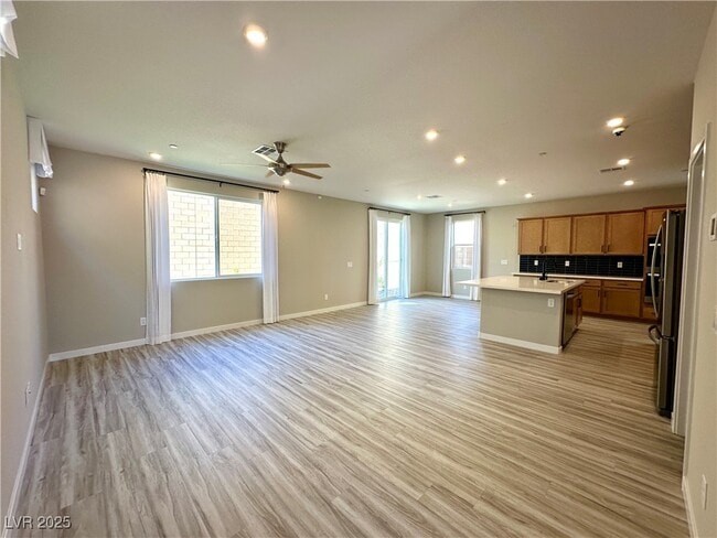 Building Photo - 9689 S Conquistador St